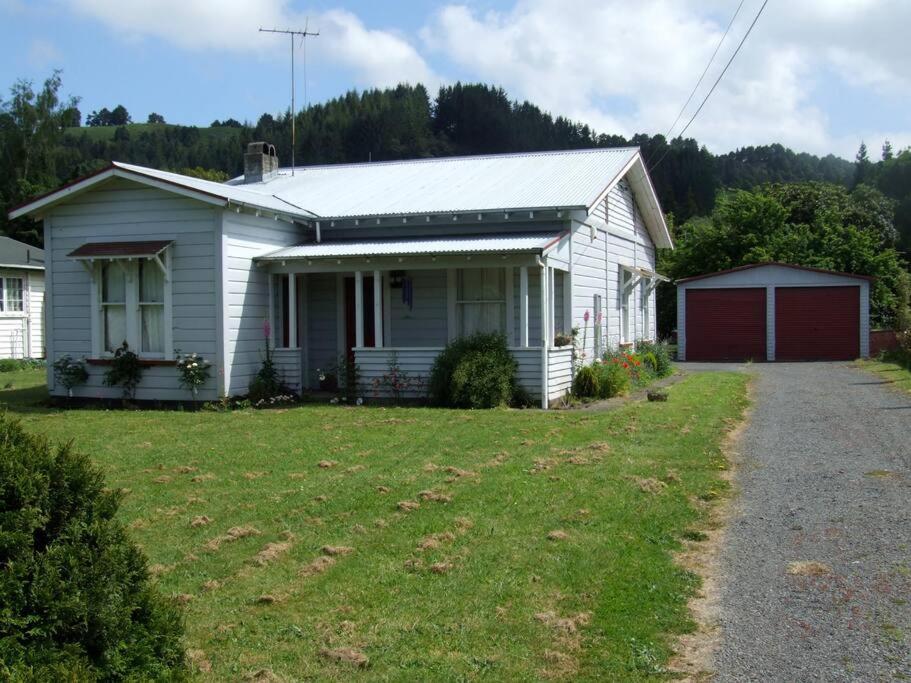 Riverlea Cottage - Cosy, Comfy, Quiet, Central Taumarunui Exterior foto
